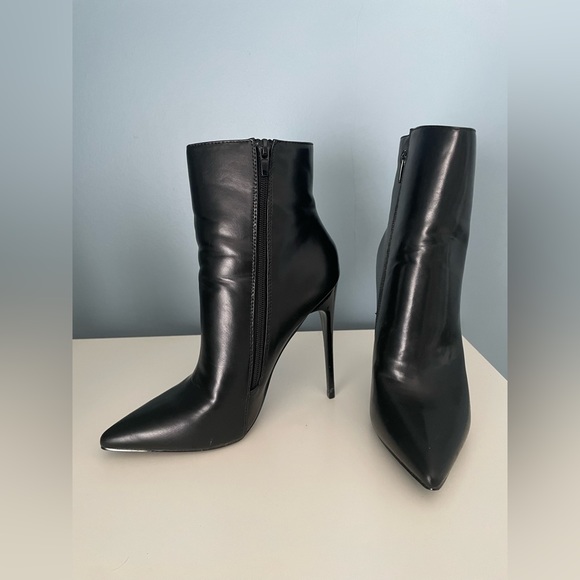 Just Fab Stiletto Heeled Booties (Size 8.5) - Picture 2 of 5